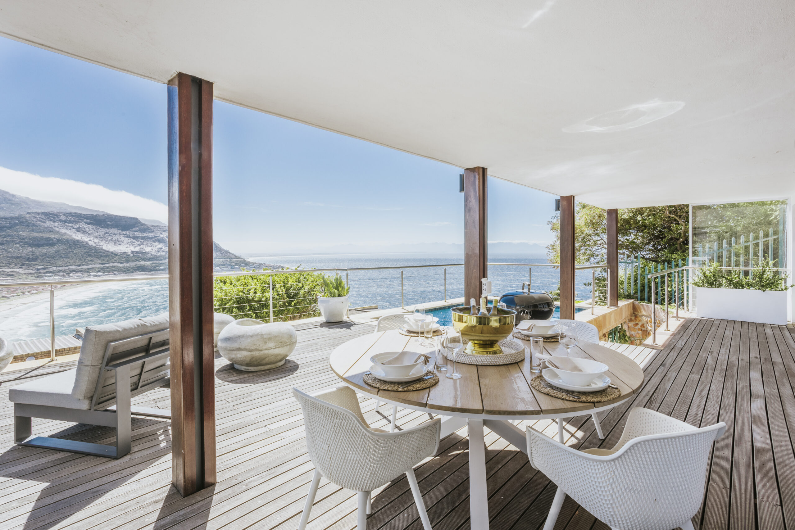 Pooldeck Ocean Song False Bay